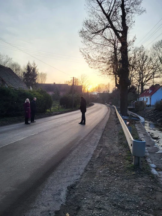 Powiat Ząbkowicki. 1,5 mln zł, zero opóźnień i większe bezpieczeństwo