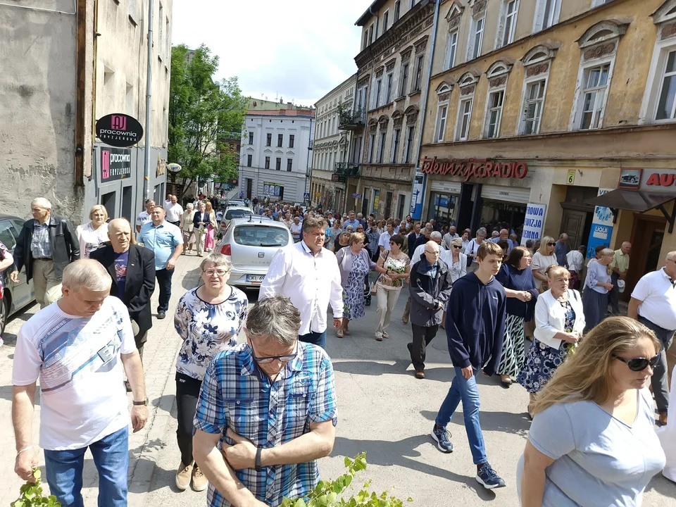 Boże Ciało w Nowej Rudzie. Ulicami przeszła uroczysta procesja [galeria]