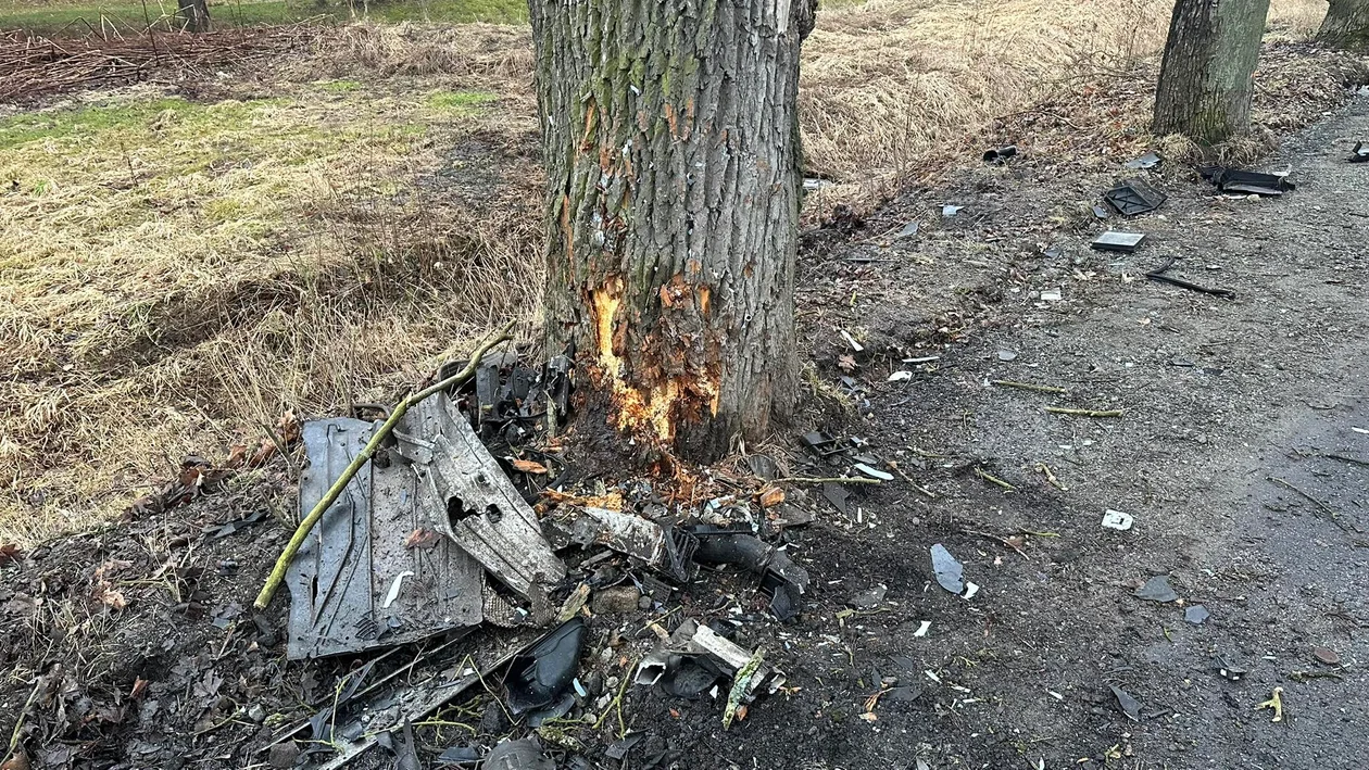 Wypadek w Jugowie. Kierowca jechał na podwójnym gazie? [zdjęcia]