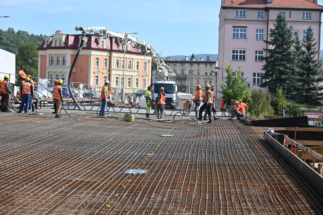 Kłodzko. Odbudowa mostu na ul. Kościuszki [zdjęcia]
