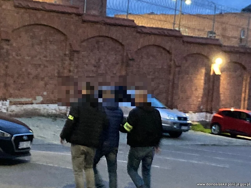 Tysiące paczek papierosów ukryte w domu 59-latka