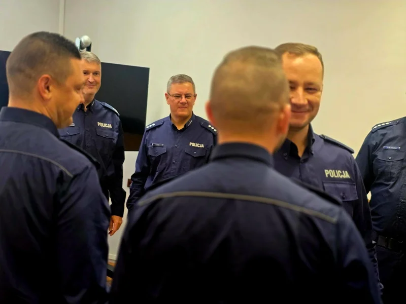ZĄBKOWICCY POLICJANCI Z AWANSAMI I WYRÓŻNIENIAMI! TO DOWÓD PROFESJONALIZMU I PASJI DO SŁUŻBY