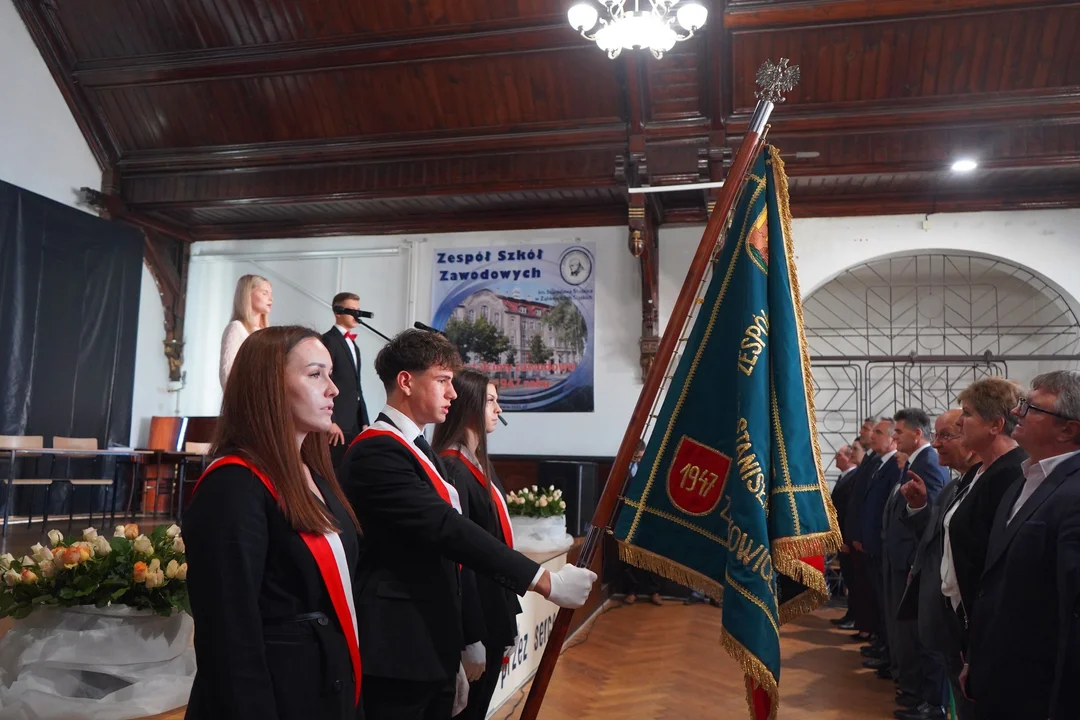 Uroczystość Dnia Edukacji Narodowej w Zespole Szkół Zawodowych w Ząbkowicach Śląskich