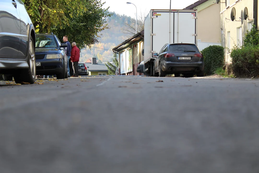 Remont ulicy Lipowej i placu Matejki w Nowej Rudzie zakończony