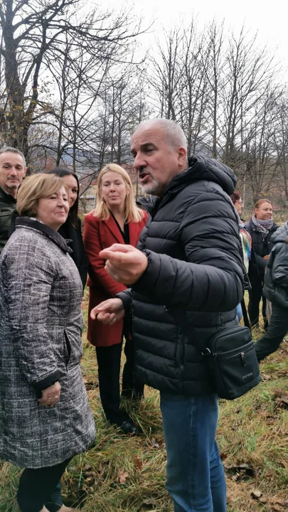 Stronie Śląskie. W przyszłym tygodniu rusza budowa przedszkola i żłobka modułowego [galeria]