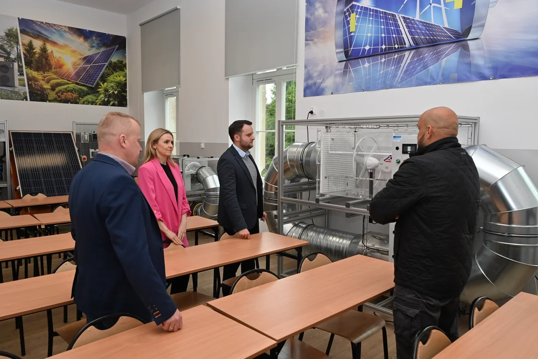 Kłodzko. Nowoczesne zaplecze techniczne w Zespole Szkół Technicznych coraz bliżej ukończenia [galeria]