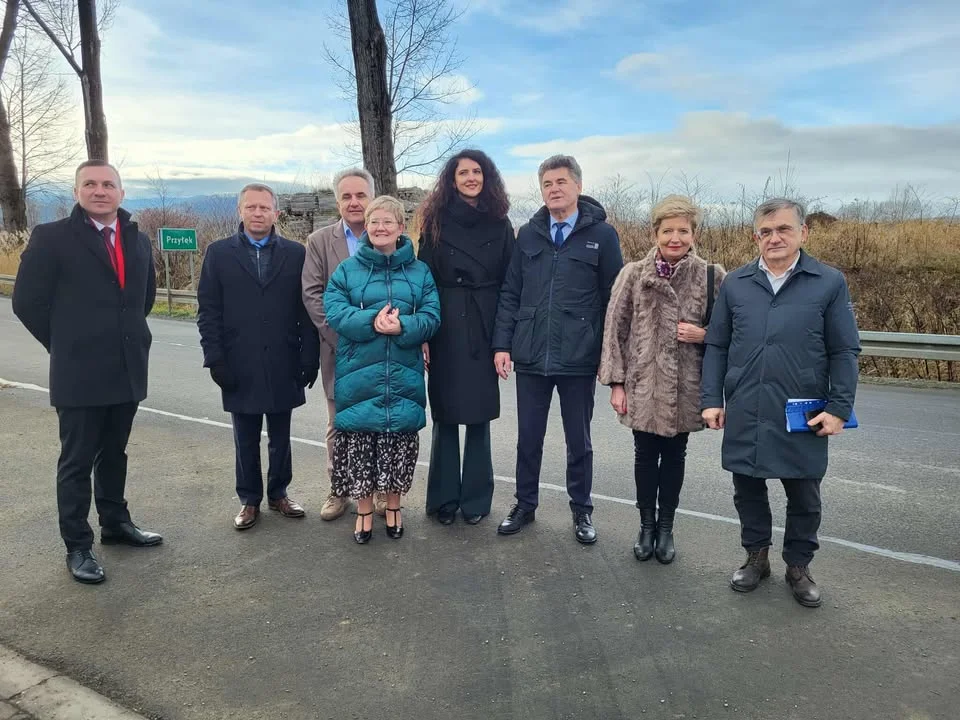 Podsumowanie inwestycji drogowych Powiatu Ząbkowickiego: prawie 50 mln zł na 25 zadań