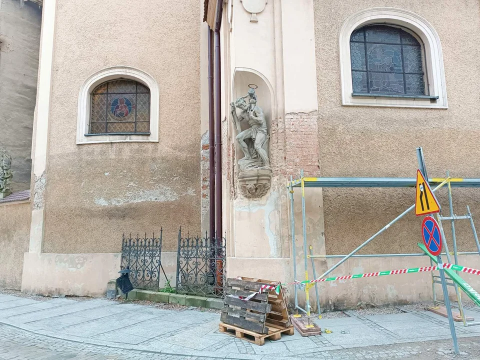 Kłodzko. Znalezisko pod figurą św. Krzysztofa [zdjęcia]