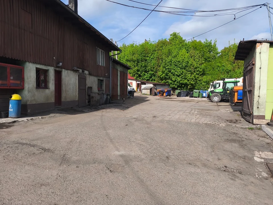 Nowa siedziba Noworudzkich Usług Komunalnych. Rozmowa z prezesem spółki Grzegorzem Kuzakiem [galeria]