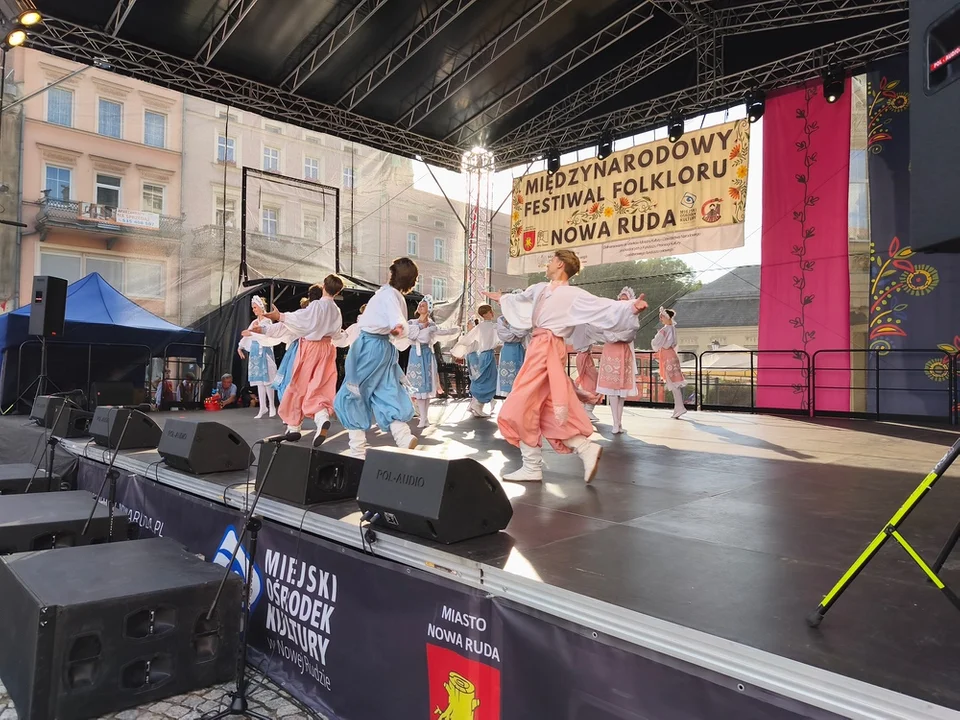 Rozpoczął się XXXI Międzynarodowy Festiwal Folkloru [galeria]