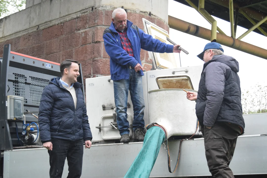 Kłodzko. 230 kg pstrąga potokowego trafiło do Nysy