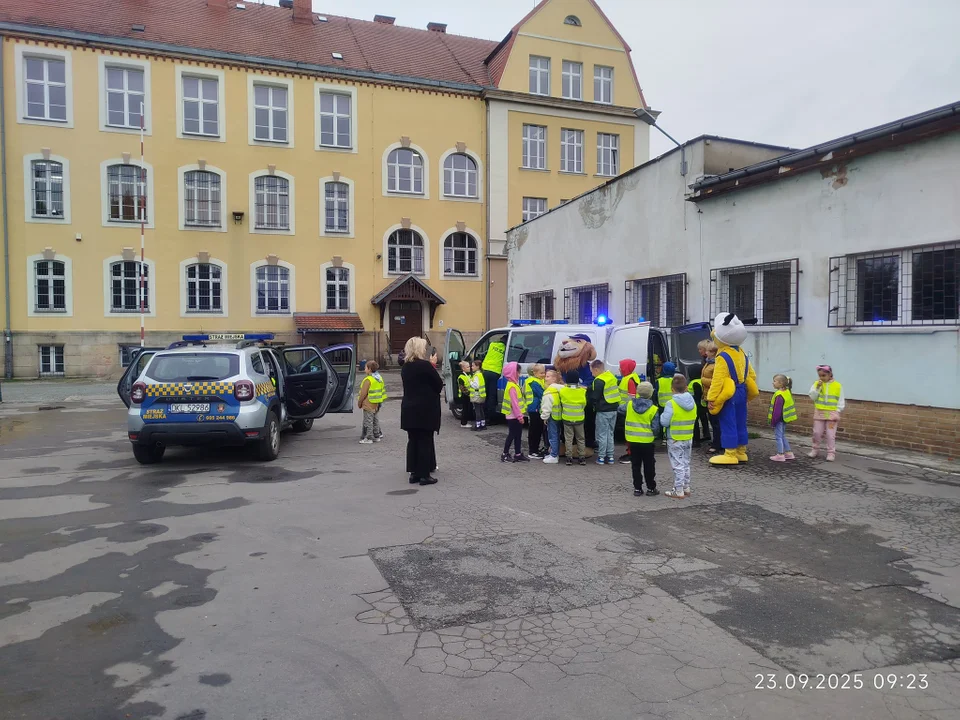 Bystrzyca Kłodzka. Akcja edukacyjna „Bezpieczna droga do szkoły” [galeria]