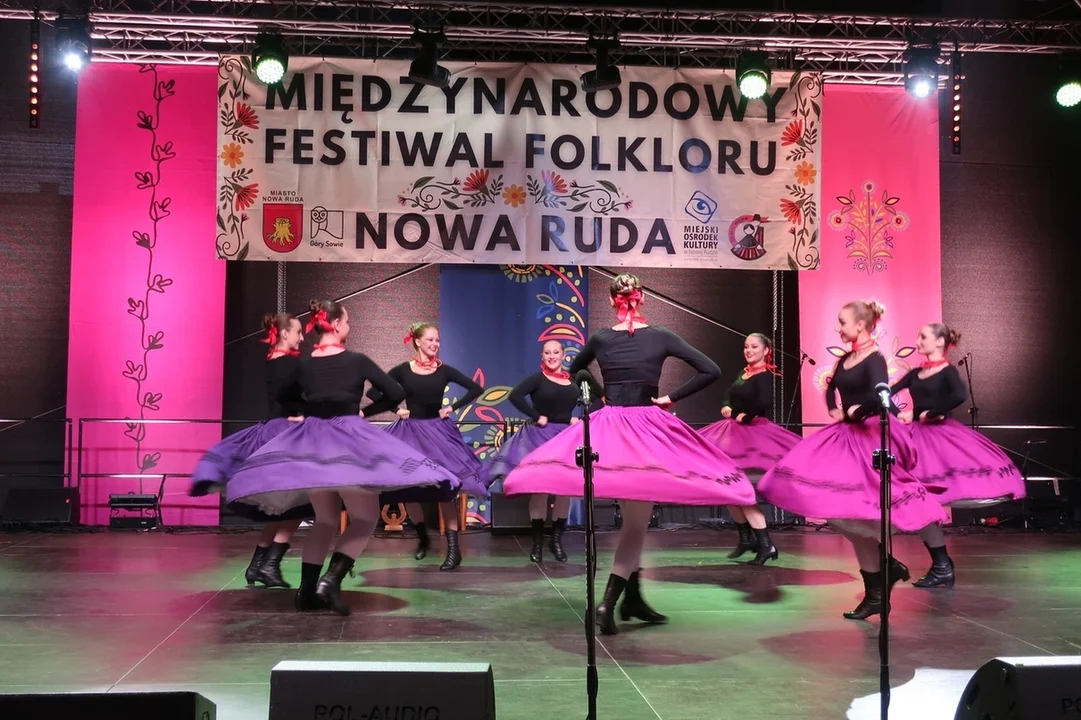 Nowa Ruda. Finał 30. Międzynarodowego Festiwalu Folkloru