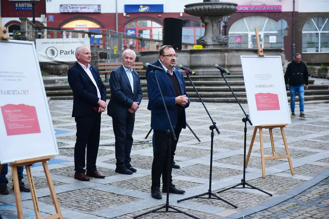 Kłodzko. Uczcili brutalnie stłumiony protest sprzed 41 lat