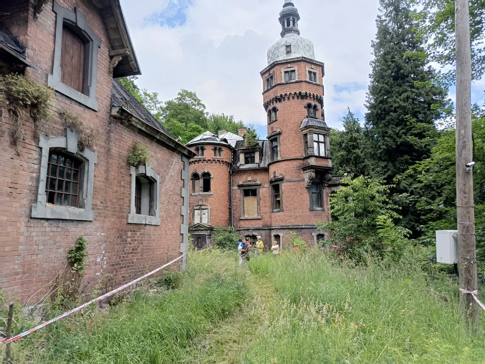 Nowa Ruda. Sobotnie zwiedzanie Willi Konrad w ramach Festiwalu Dzieje Się [galeria]