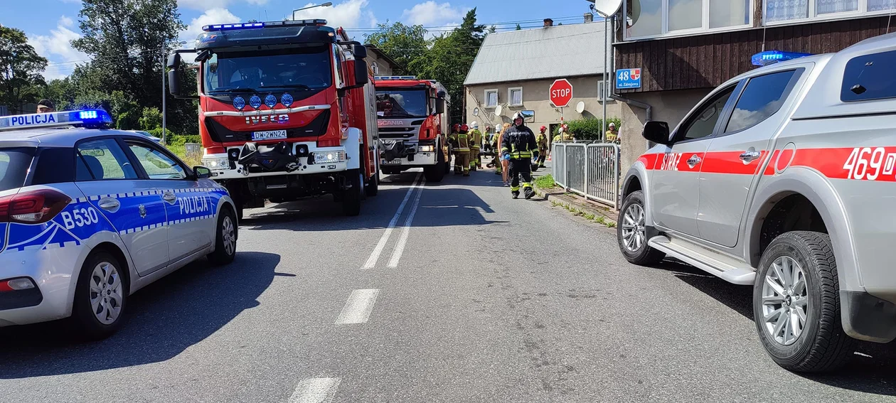 Zderzenie trzech pojazdów Polanicy-Zdroju. Trzy osoby trafiły do szpitala