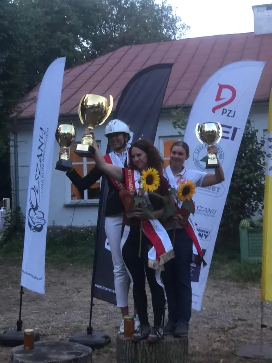 Nowa Ruda. Złoto Natalii Palczak na Mistrzostwach Polski w Sportowych Rajdach Konnych [zdjęcia]