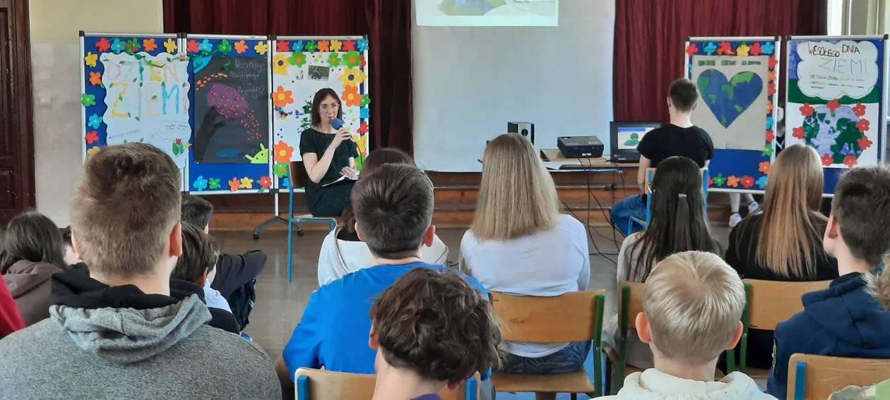 Nowa Ruda. Akcja sprzątania z okazji Dnia Ziemi