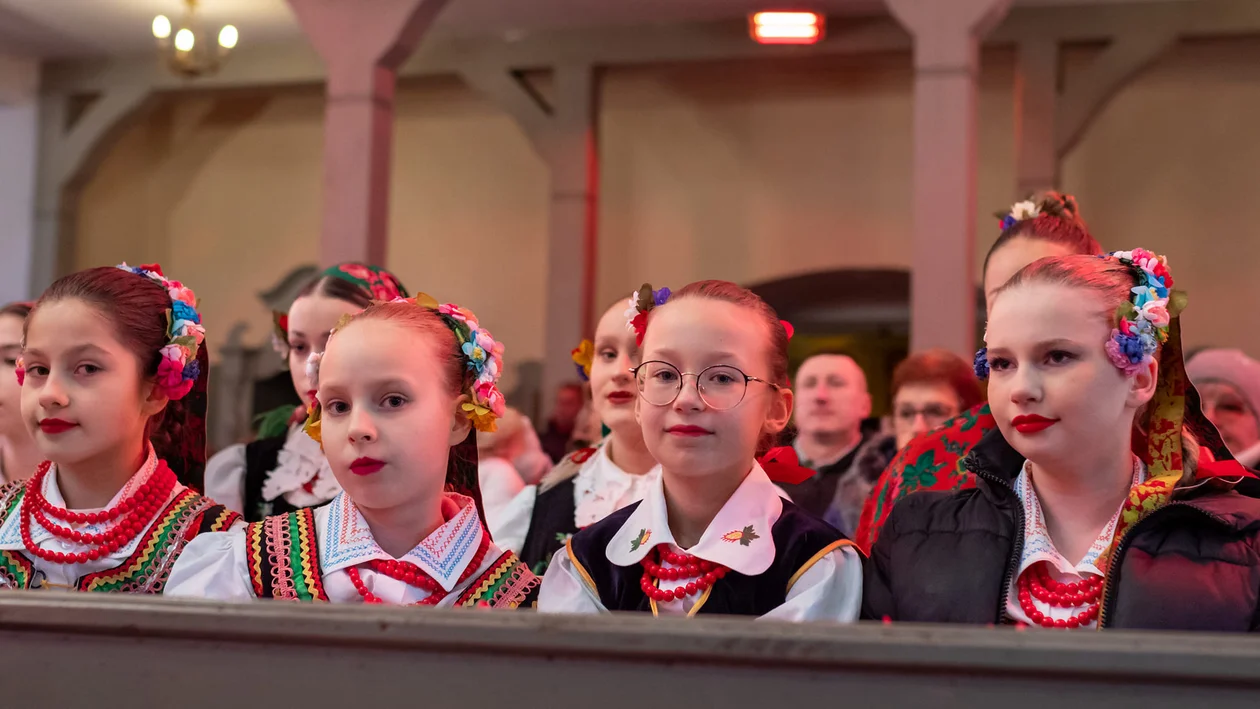 Jugowskie kolędowanie z Zespołem Pieśni i Tańca "Nowa Ruda"