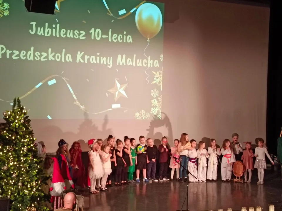 Nowa Ruda. Wielka feta z okazji Jubileuszu 10-lecia Przedszkola "Kraina Malucha" w Słupcu [galeria]