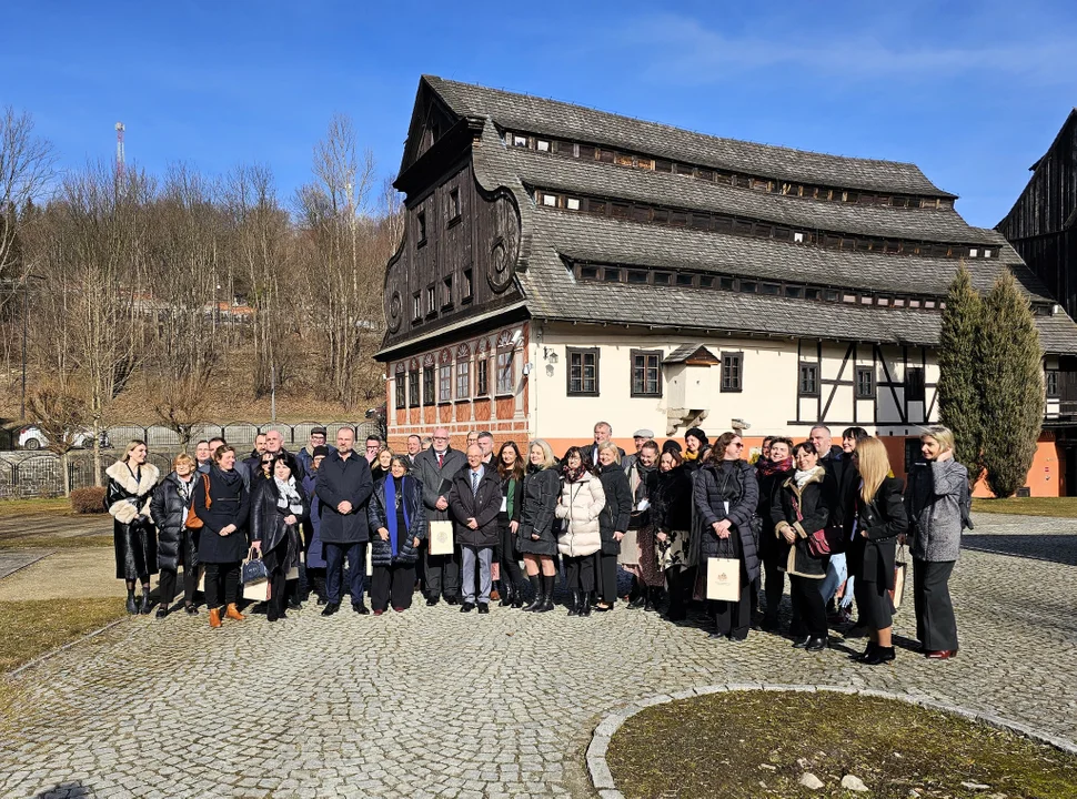 Duszniki-Zdrój. Muzeum Papiernictwa coraz bliżej wpisania zabytkowych papierni na listę UNESCO [galeria]