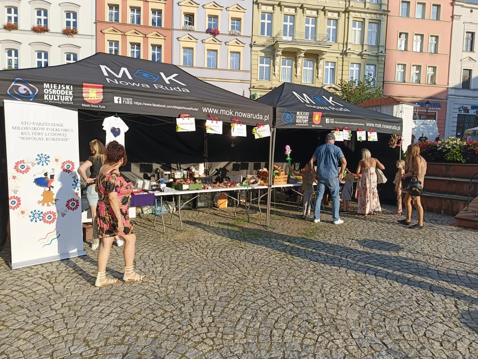 Nowa Ruda. Rozpoczął się Międzynarodowy Festiwal Folkloru [galeria]