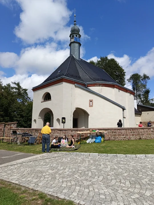 Niedzielne uroczystości odpustowe i piknik na Górze Świętej Anny w Nowej Rudzie [galeria]