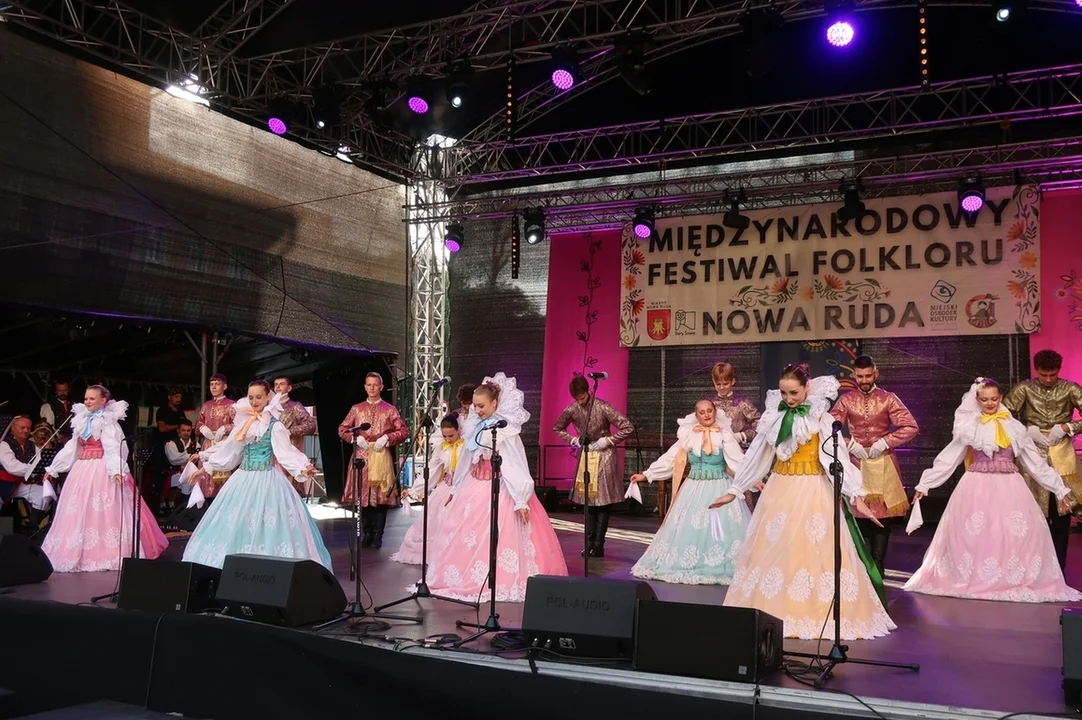 Nowa Ruda. Finał 30. Międzynarodowego Festiwalu Folkloru