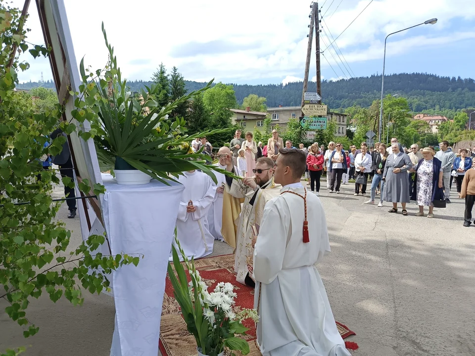 Boże Ciało w Nowej Rudzie. Ulicami przeszła uroczysta procesja [galeria]