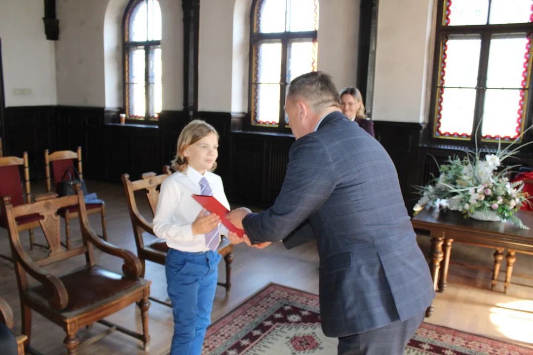 Nowa Ruda. Stypendia sportowe burmistrza dla Miłosza Lasoty i Antoniego Kossaka [galeria]