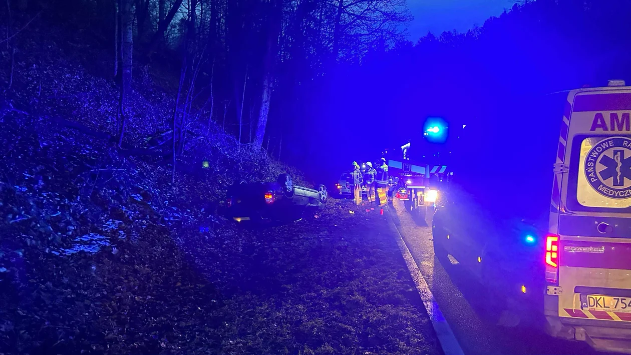Dębowina - zdarzenie drogowe na DK8 - Zdjęcie główne