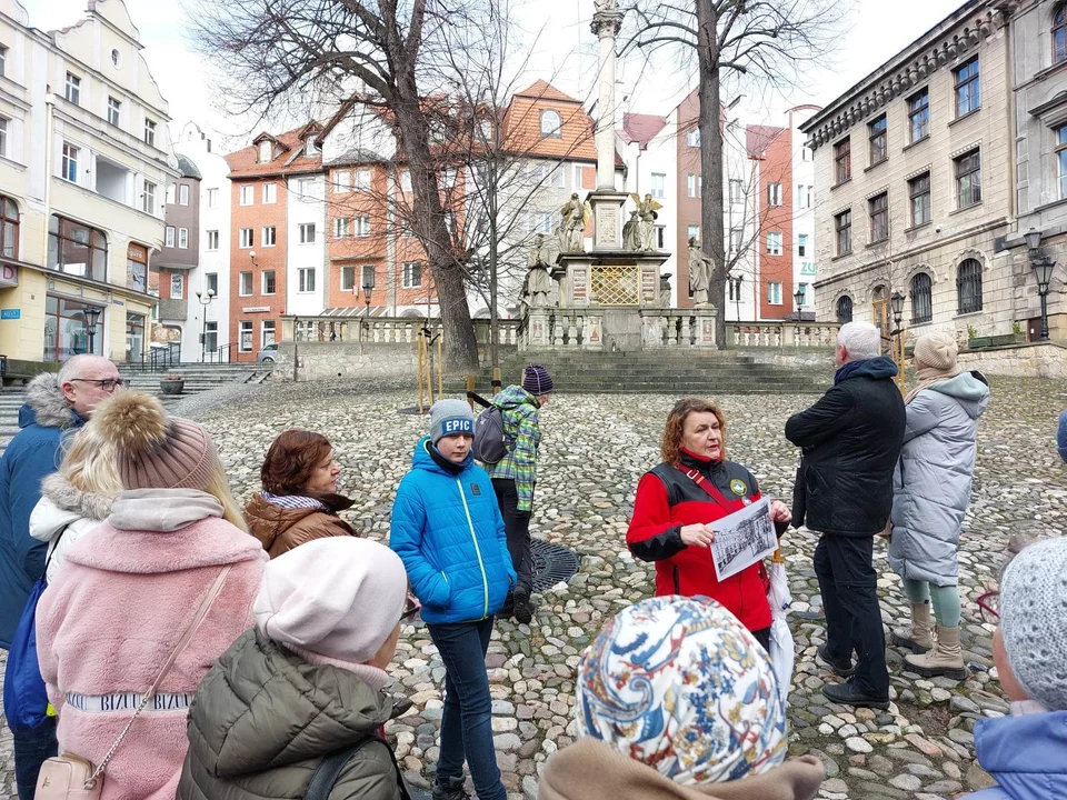 Międzynarodowy Dzień Przewodnika. Zwiedzanie Kłodzka