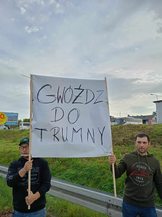 Rolniczy protest na ósemce