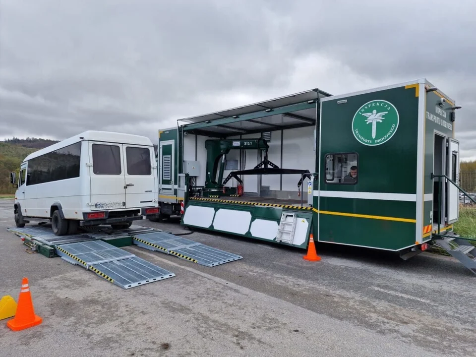 Gmina Nowa Ruda. Autobus z usterkami. Kontrola ITD wykazała nieprawidłowości