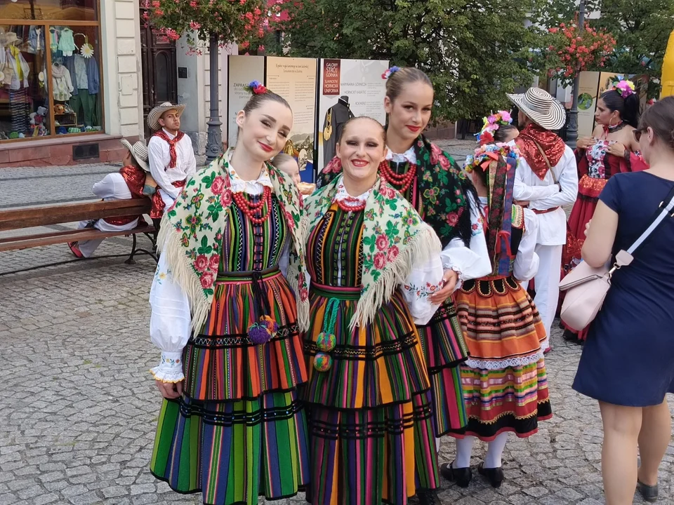 Nowa Ruda. Rozpoczął się Międzynarodowy Festiwal Folkloru [galeria]