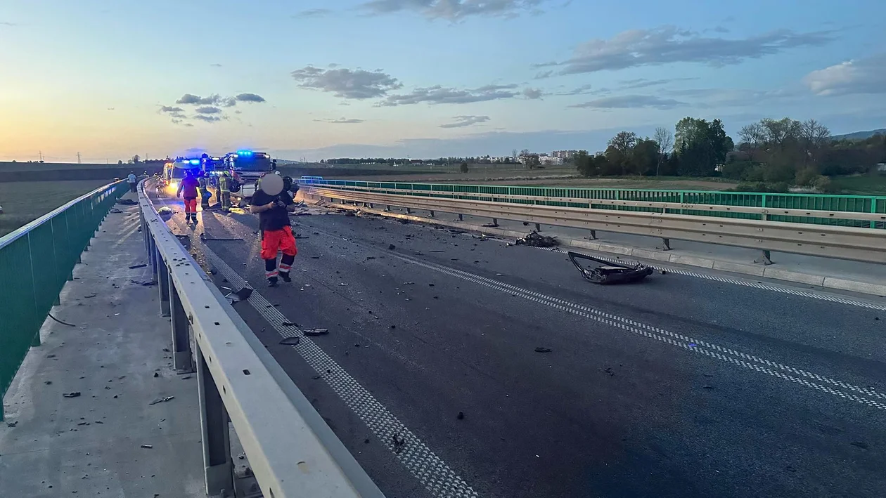 Śmiertelny wypadek na obwodnicy Kłodzka. Nie żyją dwie osoby