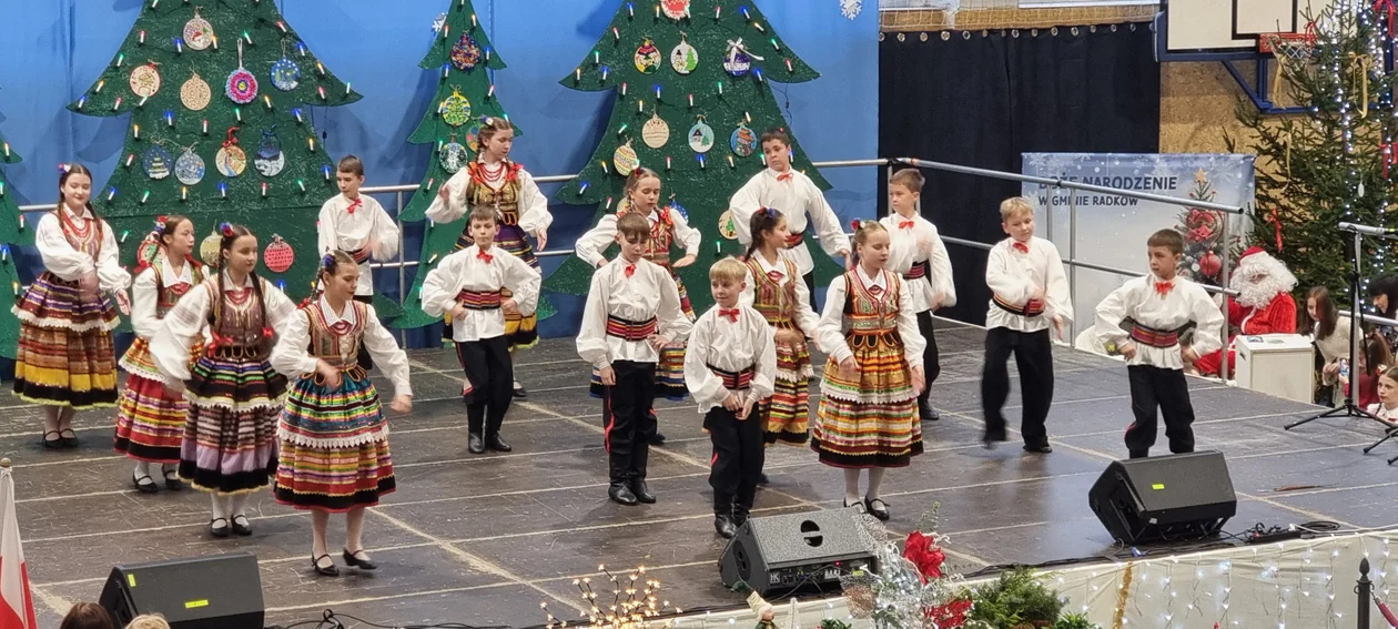 Gmina Radków. Za nami Polsko – Czeski Jarmark Bożonarodzeniowy w Ścinawce Średniej [galeria]