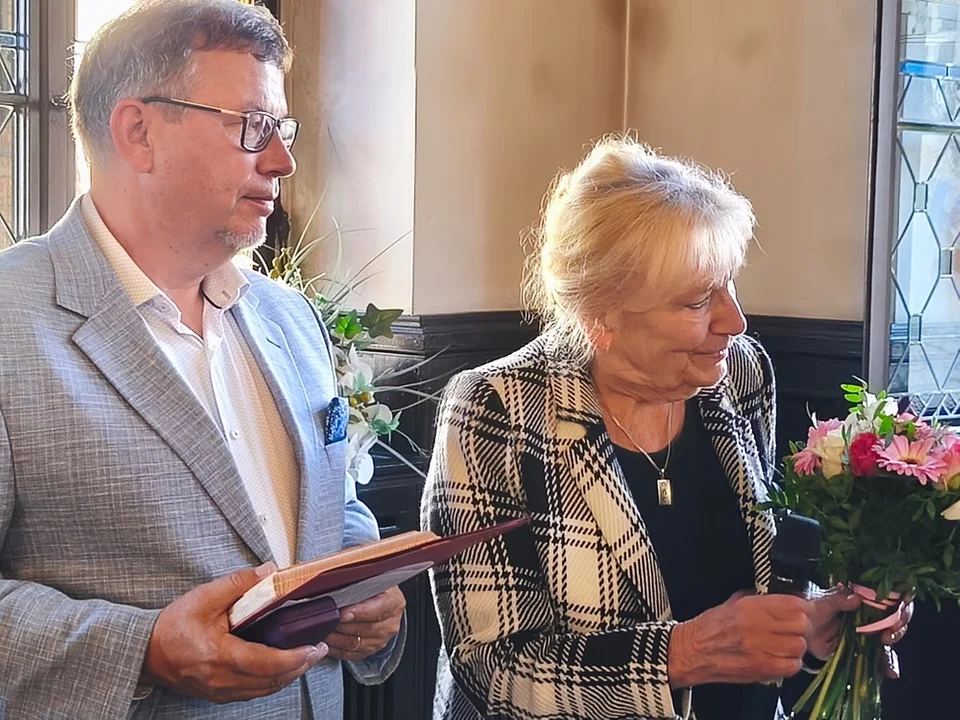 Lekarze z sercem uhonorowani w Nowej Rudzie! Wzruszająca uroczystość w ratuszu [zdęcia]