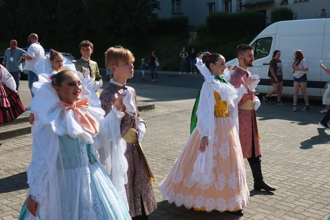 Nowa Ruda. Rozpoczął się Międzynarodowy Festiwal Folkloru [galeria]