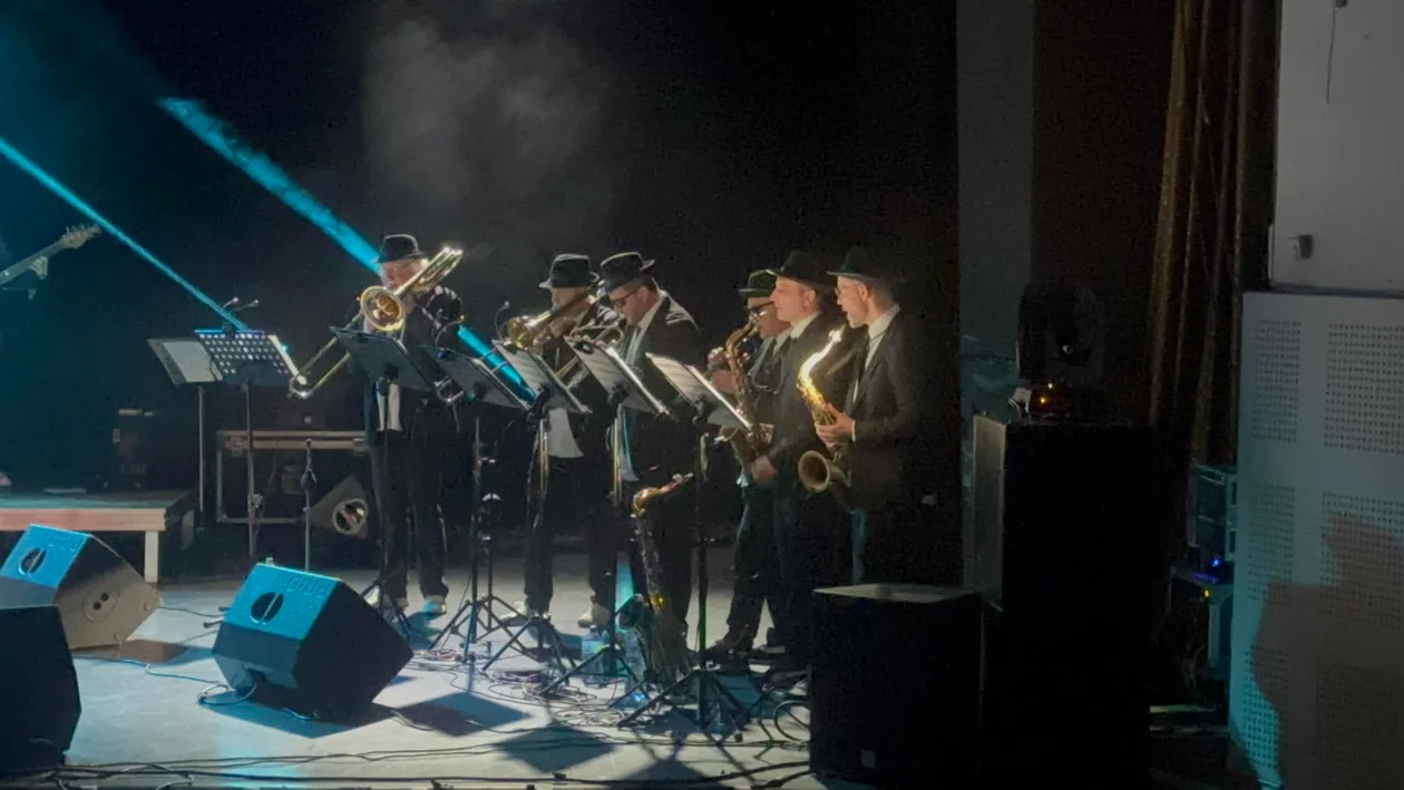 Nowa Ruda. Fantastyczny koncert Silesian Jazz Orchestra w Miejskim Ośrodku Kultury