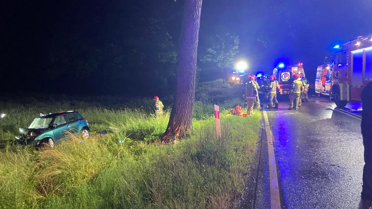 Nocny wypadek między Mielnikiem, a Bystrzycą Kłodzką. 5 osób trafiło do szpitala