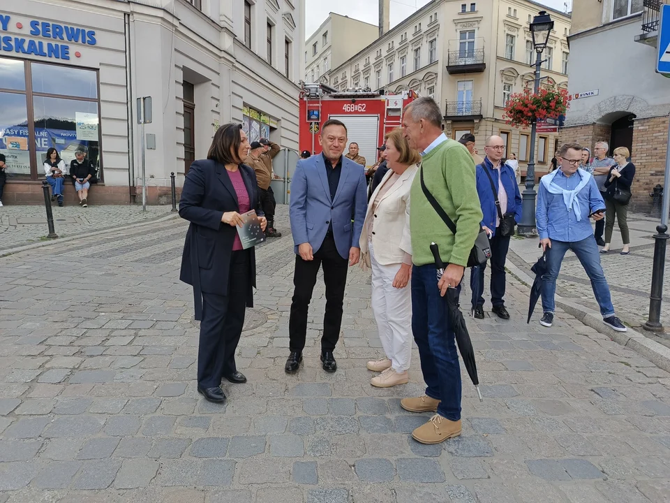 Nowa Ruda. Rozpoczął się Festiwal Góry Literatury. Tłumy na koncercie Vito Bambino