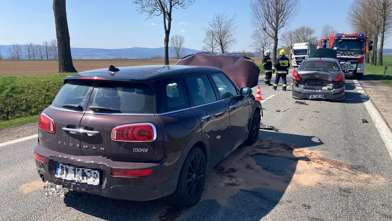 Kolejna kraksa na krajowej ósemce. Jedna osoba trafiła do szpitala