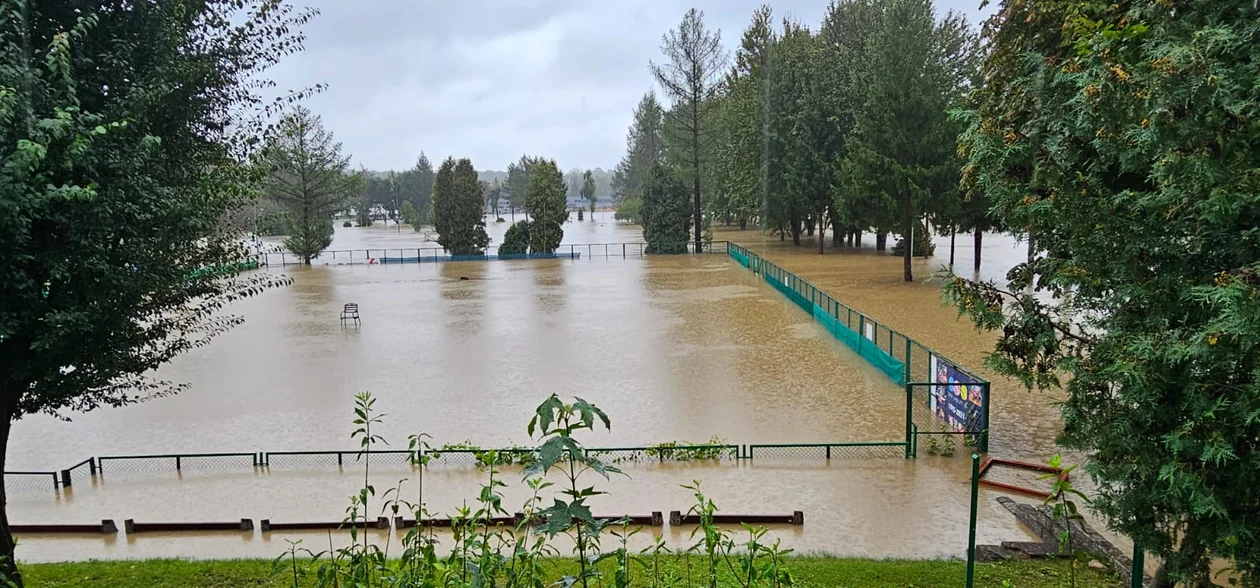 Dramatyczna sytuacja w Kłodzki [zdjęcia]