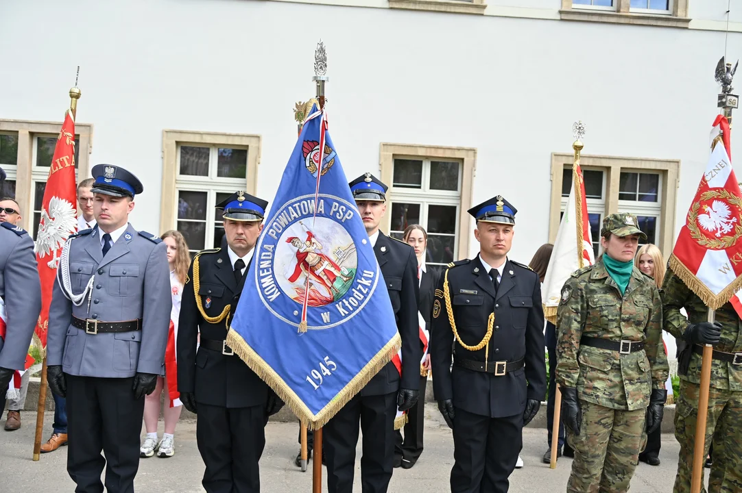 Powiatowe i miejskie uroczystości upamiętniające uchwalenie Konstytucji 3 Maja w Kłodzku [galeria]