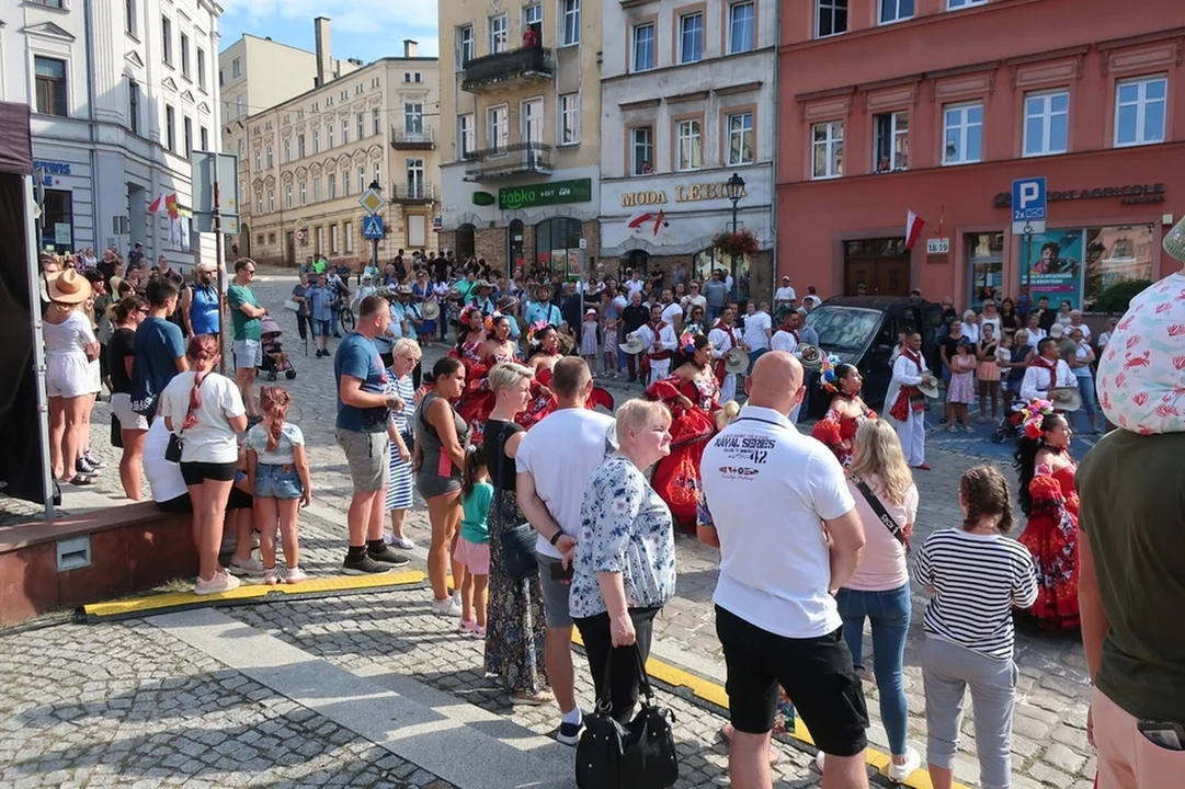 Nowa Ruda. Rozpoczął się Międzynarodowy Festiwal Folkloru [galeria]