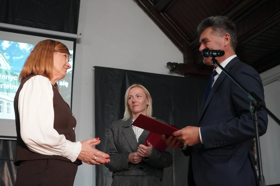Uroczystość Dnia Edukacji Narodowej w Zespole Szkół Zawodowych w Ząbkowicach Śląskich
