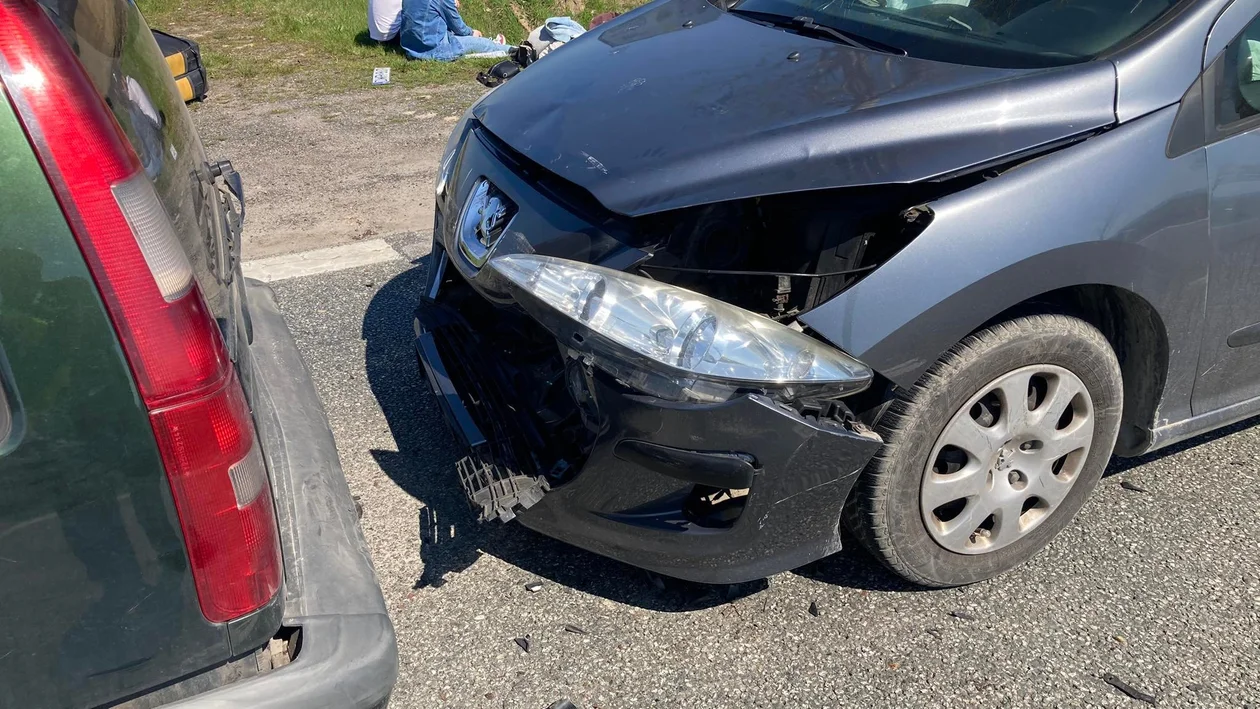 Kolejna kraksa na krajowej ósemce. Jedna osoba trafiła do szpitala