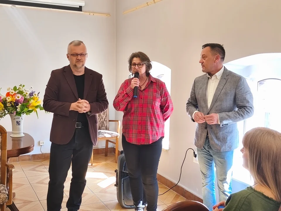 Inauguracja Festiwalu Dzieje Się w Nowej Rudzie. Marek Margielewski, prof. Jan Miodek i Sigit Band w MBP [galeria]