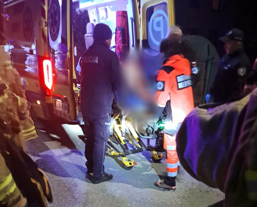 Nocne poszukiwania 78-latka. Policja, strażacy i drony z termowizją w akcji [ZDJĘCIA] - Zdjęcie główne